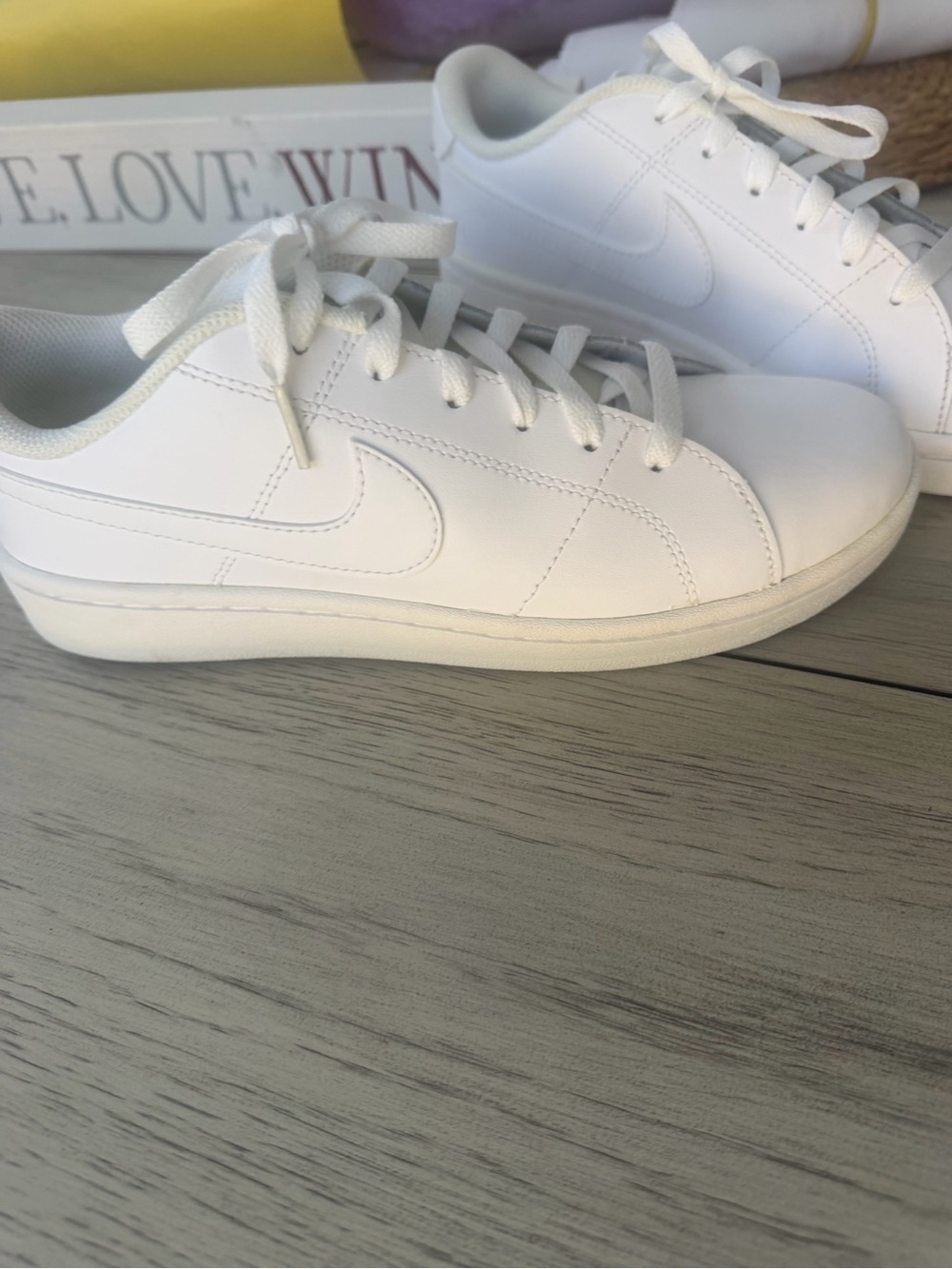 Nike Court Royale 2 Low Premium Triple White Sneakers Size 8.5 EUC - Picture 7 of 9